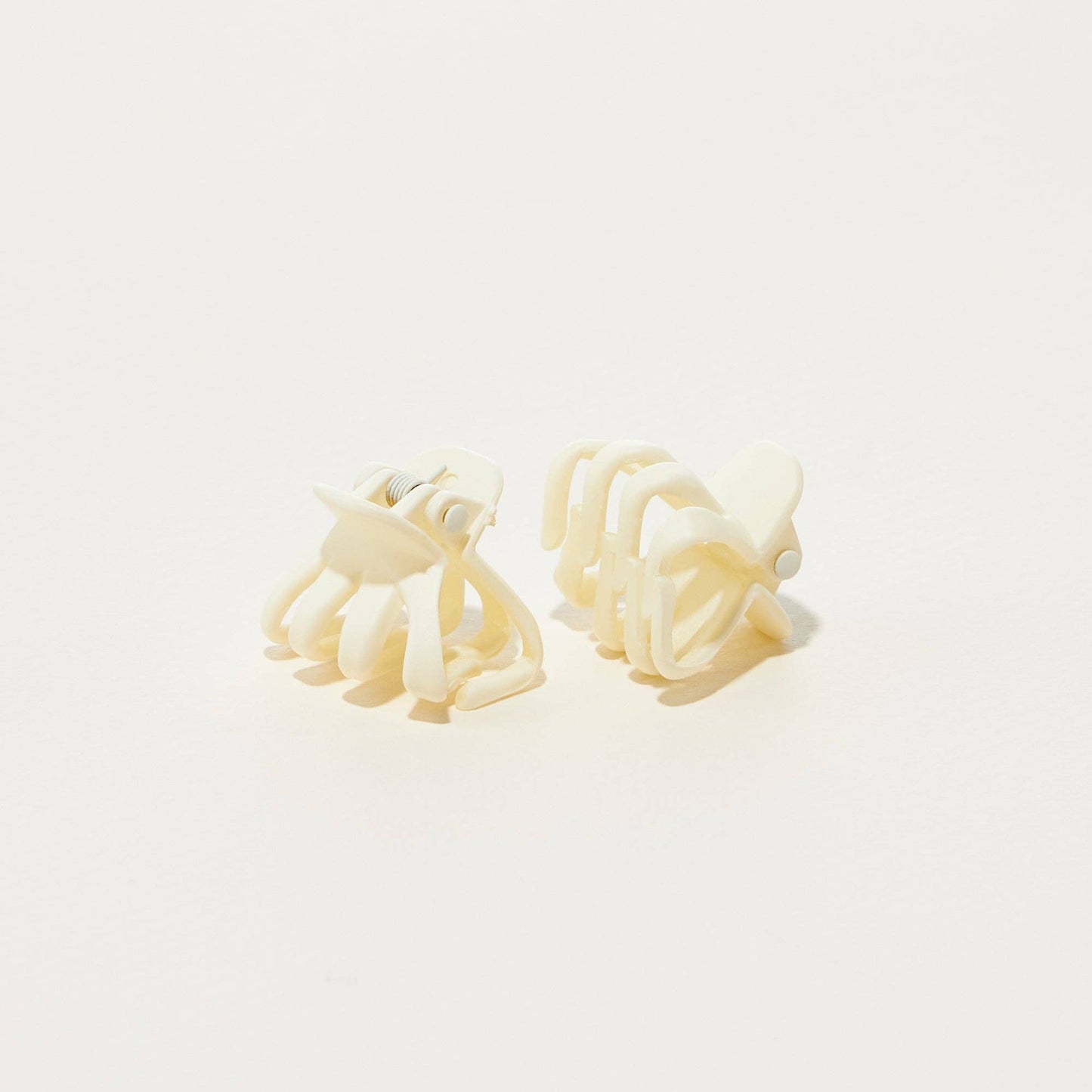 2 Pcs Set Rubber Coated Mini Octopus Hair Claw Clips: WINE
