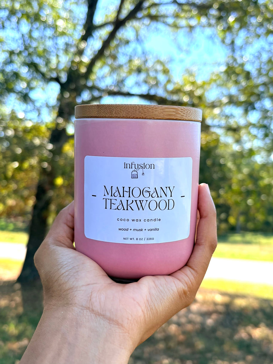 Mahogany Teakwood Candle 8oz